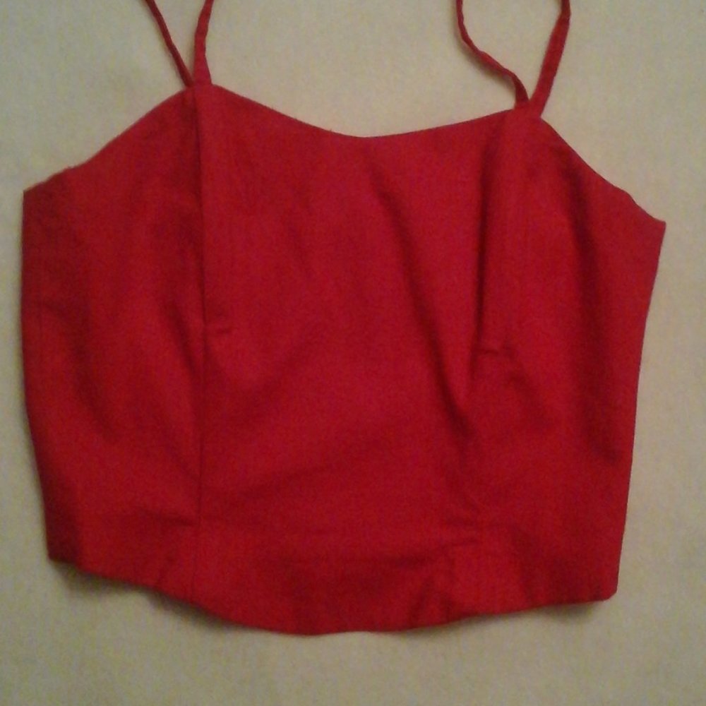 Red short fitted top with spaghetti straps
